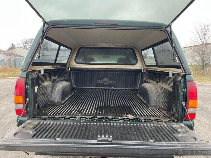 2002 chevrolet silverado-1500 sel with 229269 miles for sale near elk-river, minnesota 0037ddb9017846d08c9e62c969848601.jpg