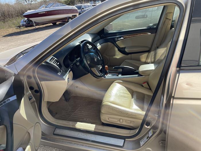 2005 acura tl 3.2 with 240432 miles for sale near elk-river, minnesota 01e4663ef6da4a19a6a791c31c6c1f8e.jpg