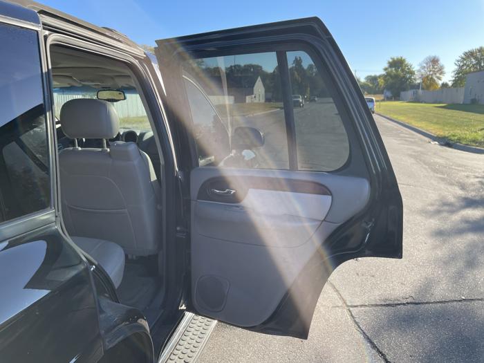 2008 gmc envoy denali with 226678 miles for sale near elk-river, minnesota 0225c35ea55f4a7baea9a4ccf6542221.jpg