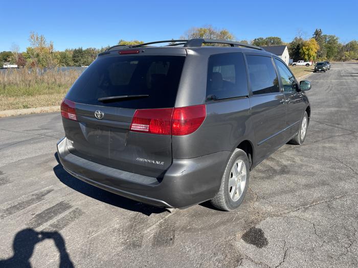 2004 toyota sienna xle with 268017 miles for sale near elk-river, minnesota 024cfb55f4b34ab9af11c93dfd6b9ef1.jpg