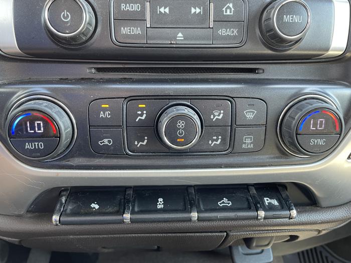 2015 gmc sierra slt with 200291 miles for sale near elk-river, minnesota 05a78654eaf047a9a9fcff2ad9baa31b.jpg