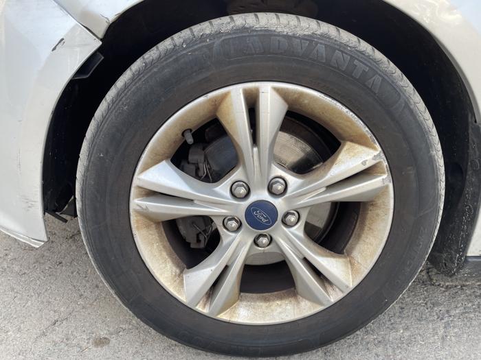 2014 ford focus se with 131845 miles for sale near elk-river, minnesota 0690dd2282cb4e83a6fd0447c149908a.jpg