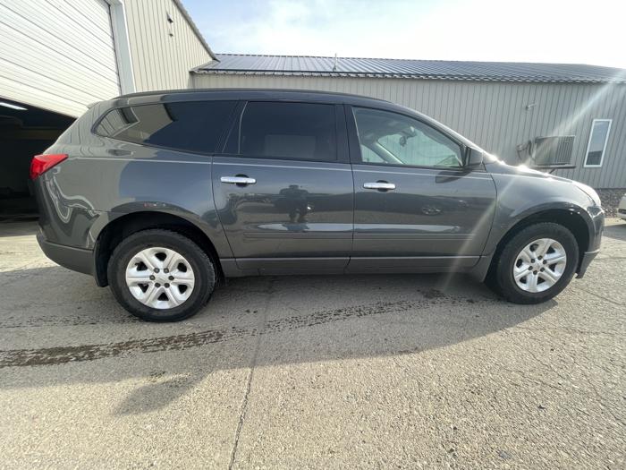 2011 chevrolet traverse ls with 190258 miles for sale near elk-river, minnesota 07ac37a2dba64715ab5f747b52a63499.jpg