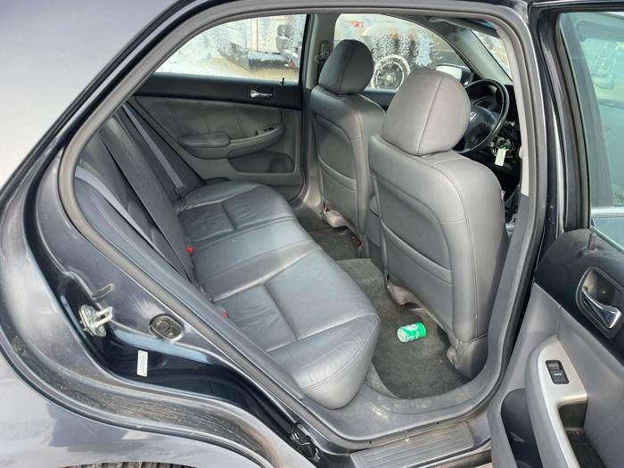 2004 honda accord ex-v6 with 131939 miles for sale near elk-river, minnesota 09ade911990b4758a9114e8c577b4e24.jpg