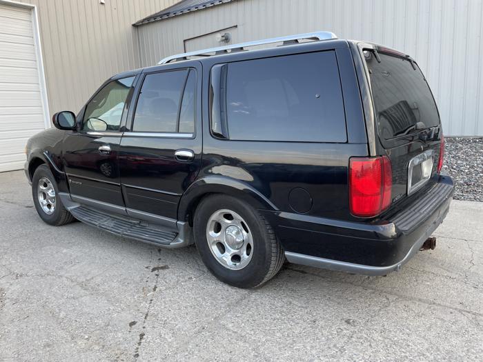 2001 lincoln navigator-l sel with 216101 miles for sale near elk-river, minnesota 09c0c45c421e4e1dba4d7ed6c86a67da.jpg