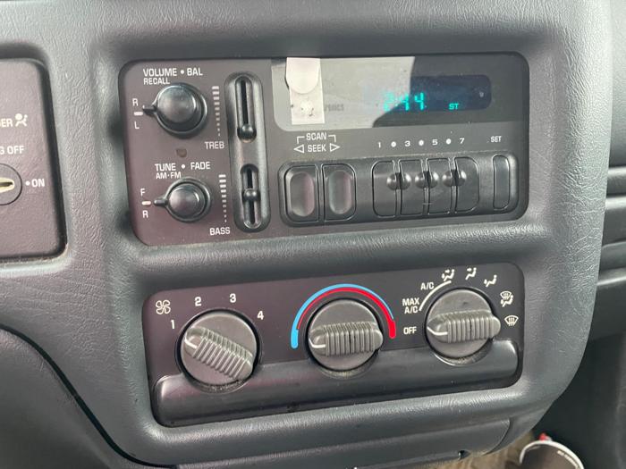 2001 chevrolet s-10-pickup with 161221 miles for sale near elk-river, minnesota 0a62bd98f89a4fd2b1ab91af43cb7d72.jpg