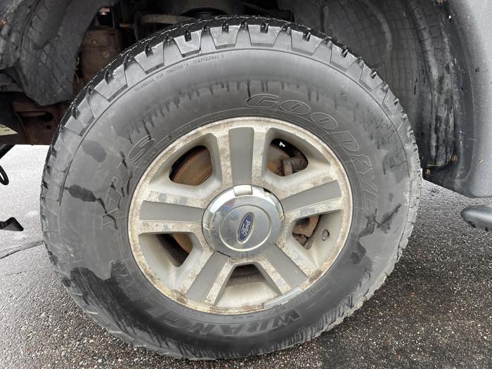2006 ford f-150 styleside with 230054 miles for sale near elk-river, minnesota 0aba35a440be4c83a2a9886c602c4262.jpg