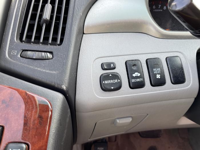 2004 toyota highlander std with 220107 miles for sale near elk-river, minnesota 0bcd9504ce7c44728064f278ff24f44a.jpg