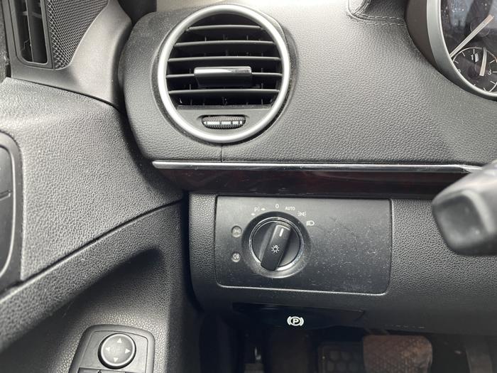2010 mercedes-benz gl-class 4-matic with 236220 miles for sale near elk-river, minnesota 0be52e0d052444918aa47ff7e164988a.jpg