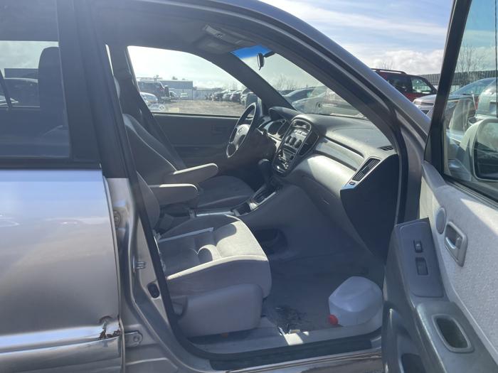 2002 toyota highlander sel with 157505 miles for sale near elk-river, minnesota 0db22cd5385a4f7a840f98a82fdcd847.jpg