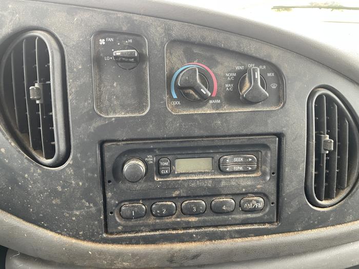 2001 ford econoline super-duty with 179206 miles for sale near elk-river, minnesota 0f666648e5a9442f804bb8d948570d75.jpg