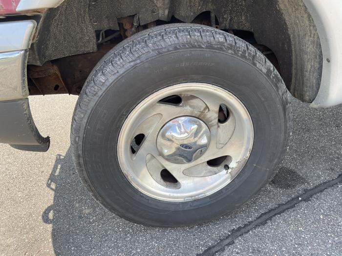 2001 ford f150 xlt with 208185 miles for sale near elk-river, minnesota 1021d228824f4684a7fe0123f35ecb83.jpg