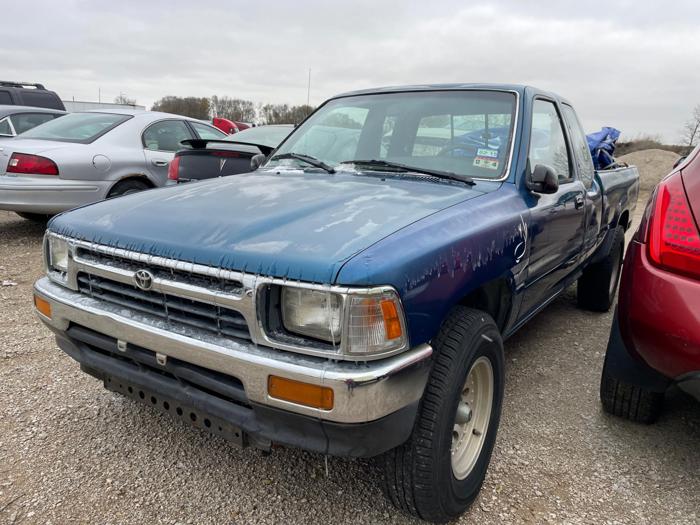 1994 toyota pick-up dx with 230133 miles for sale near elk-river, minnesota 10e4b3008c3a4f11955425c5f1fccbf9.jpg