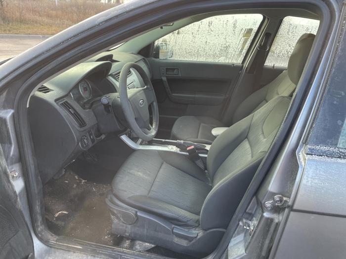 2009 ford focus se with 229850 miles for sale near elk-river, minnesota 10fbd9d5b778467198162833f46ee7d0.jpg