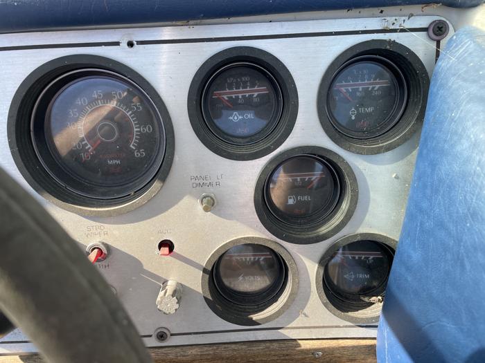 1986 century- lx-2000 for sale near elk-river, minnesota 113f5af31e1c4548b42cbbc5574e6642.jpg