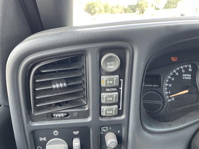 2002 chevrolet tahoe ls with 281232 miles for sale near elk-river, minnesota 138f2f65f5be4de48dfd61c5c0256386.jpg