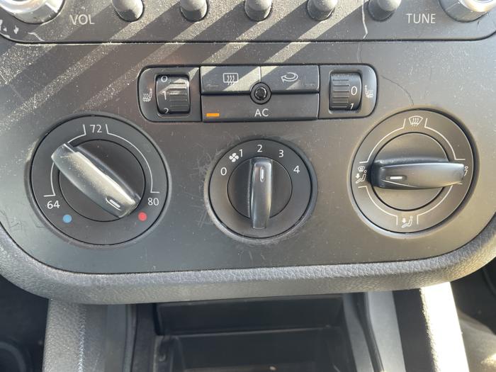 2006 volkswagen jetta sel with 195690 miles for sale near elk-river, minnesota 172e46d411934a5c9d5f0ec607cb8bdb.jpg