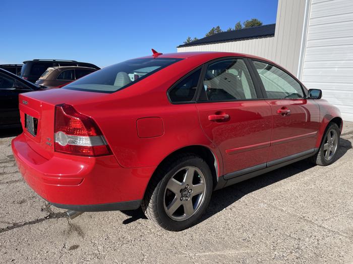 2005 volvo s40 sel with 104898 miles for sale near elk-river, minnesota 185dfd836e334b7f9b15b01c2d2b7732.jpg