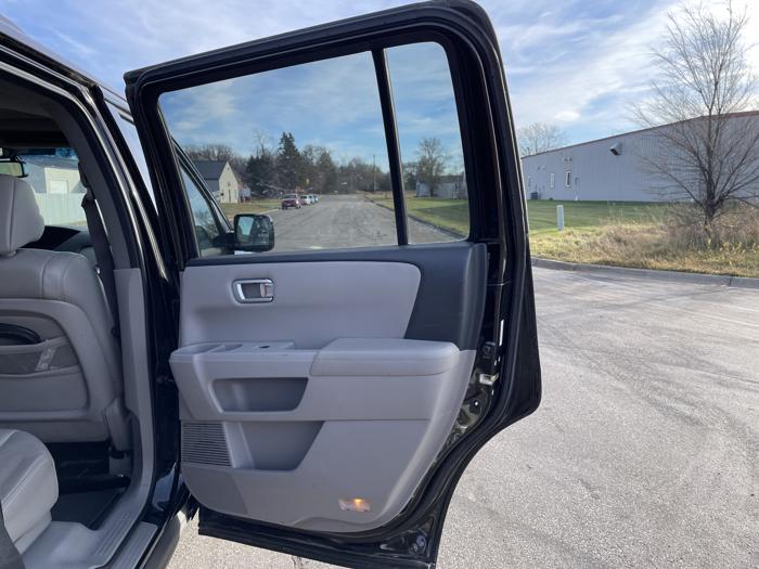 2010 honda pilot ex-l with 246273 miles for sale near elk-river, minnesota 188b2f9239fa4a43b4f36a3b814bf51b.jpg