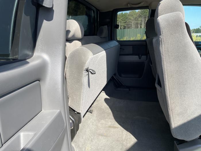 2005 chevrolet silverado-1500 1500 with 189427 miles for sale near elk-river, minnesota 1a51e94807174a85907134090e2c342a.jpg