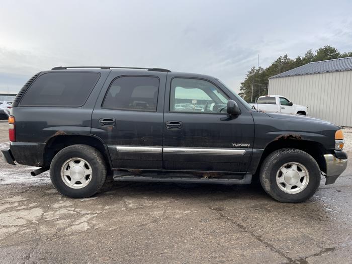 2003 gmc yukon with 303806 miles for sale near elk-river, minnesota 1b24027c01a64918af9f4cf2fe60adc2.jpg