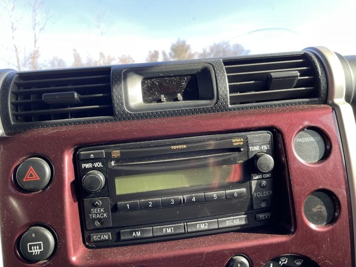 2007 toyota fj-cruiser sel with 303661 miles for sale near elk-river, minnesota 1b59a06caf634e8eacc8d3fdde0696ea.jpg