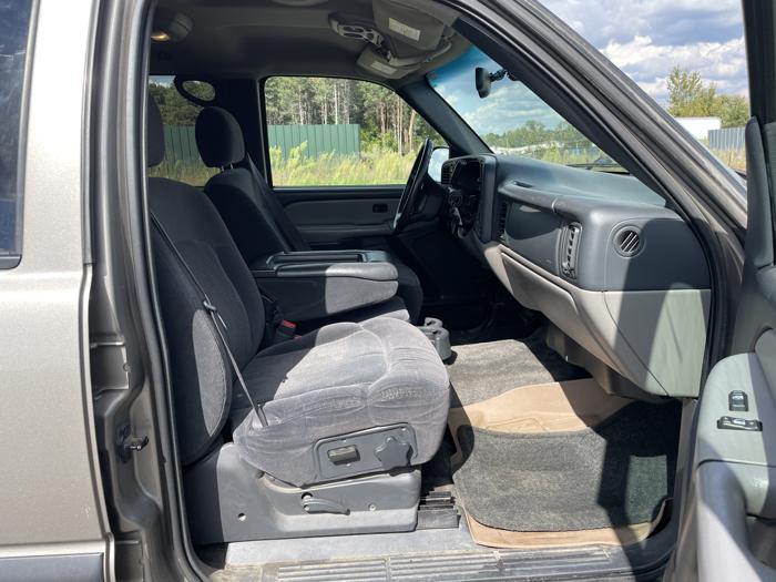 2002 chevrolet tahoe ls with 281232 miles for sale near elk-river, minnesota 1bde6708376046d0a59753300c6298a6.jpg