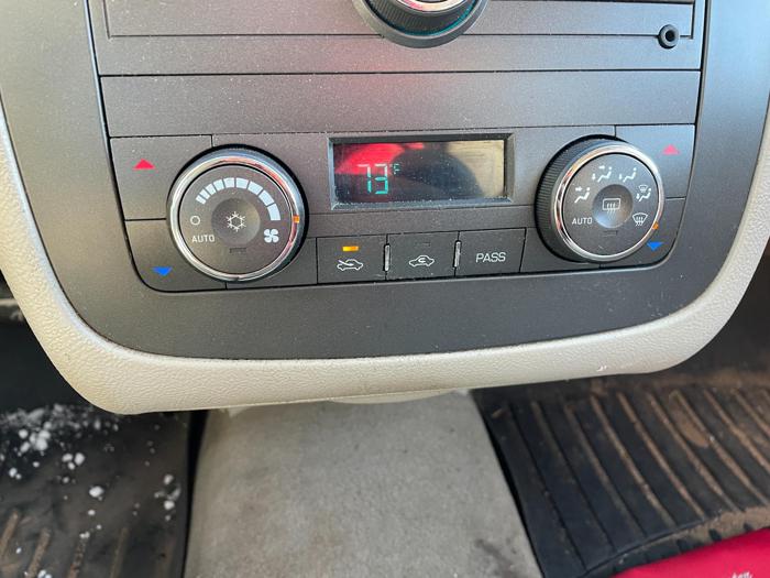 2007 buick lucerne with 192729 miles for sale near elk-river, minnesota 1d15b14d28d74bb395000bccd5c965ff.jpg