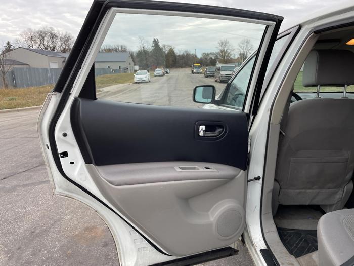 2013 nissan rogue s with 135011 miles for sale near elk-river, minnesota 1dbd69bfce1548a59de3fdc2761235f5.jpg