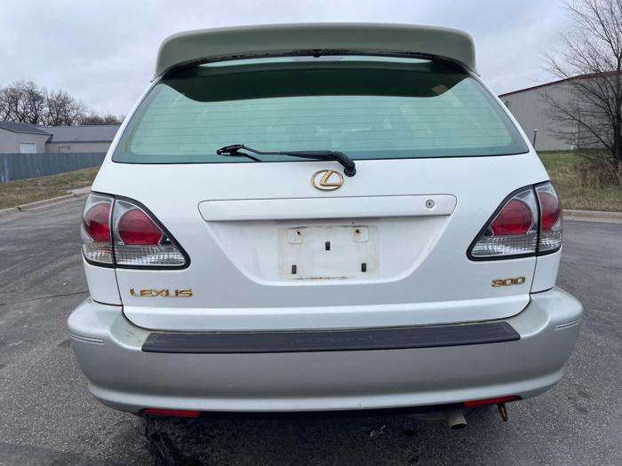 2001 lexus rx sel with 147644 miles for sale near elk-river, minnesota 1f0ad1e6e81145ddb1a9d6f70713a925.jpg
