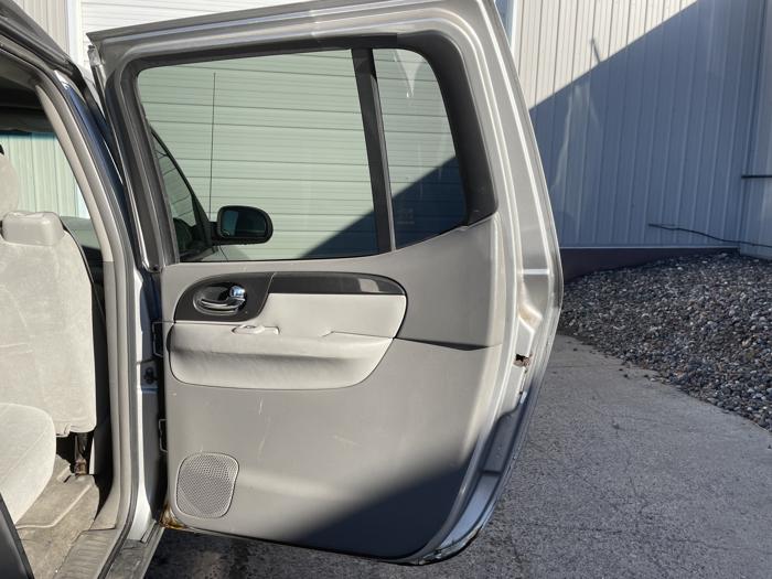 2005 gmc envoy xl-sle with 171865 miles for sale near elk-river, minnesota 1f4b993e5fef4d909a1792debe0b82ac.jpg