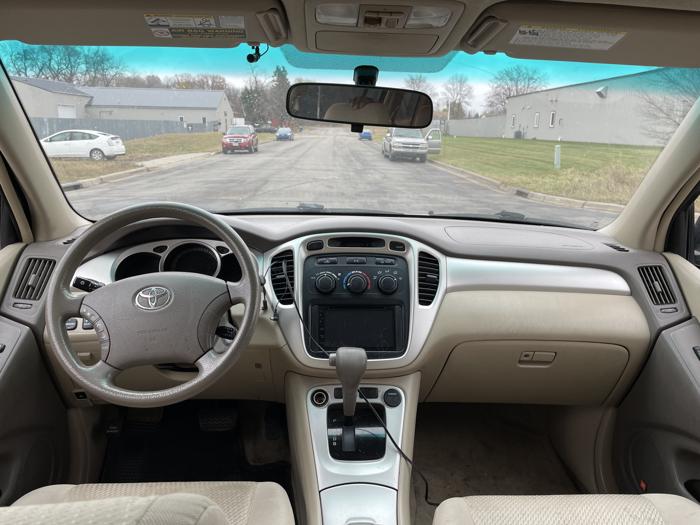 2006 toyota highlander std with 192550 miles for sale near elk-river, minnesota 1fbf50c2be114c5cb0f11d29e970ffc6.jpg
