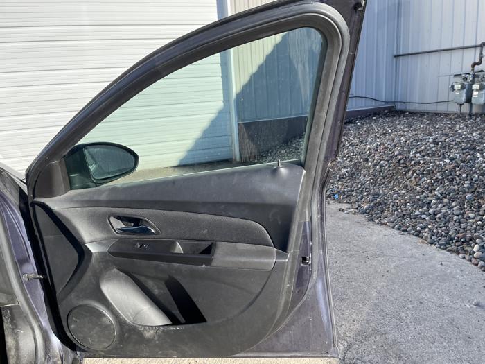 2014 chevrolet cruze 1lt-auto with 142275 miles for sale near elk-river, minnesota 209ef573eb0747da9cde1d266bd69469.jpg