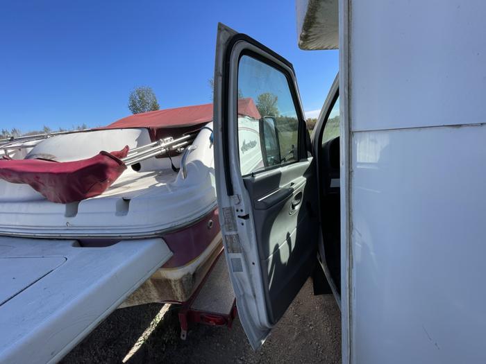 2001 ford e-350-sd sel with 110286 miles for sale near elk-river, minnesota 20f0de1763d84b9291680bef7ccbe7f8.jpg