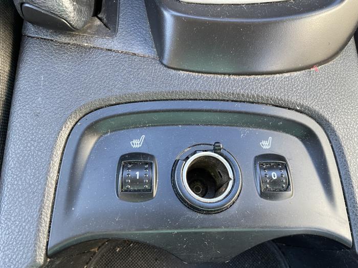 2013 ford focus se with 236382 miles for sale near elk-river, minnesota 2110ccb63156461a8fbfebadd118c169.jpg