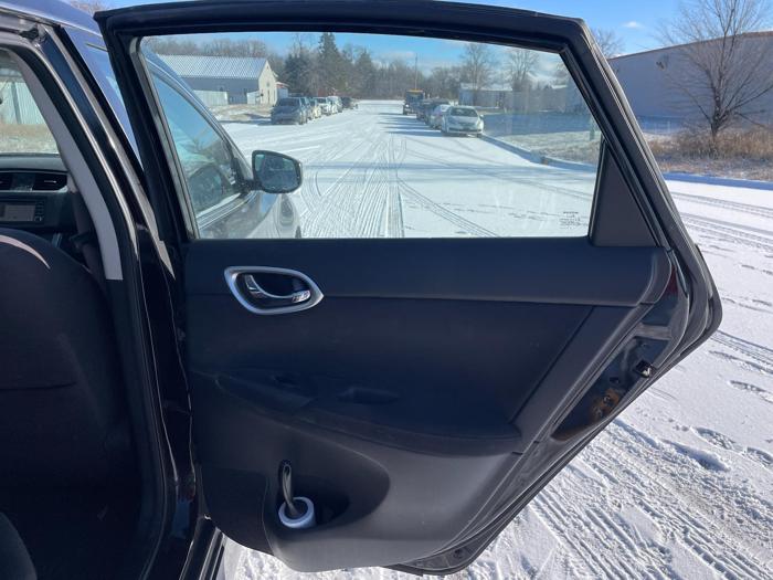 2013 nissan sentra with 114144 miles for sale near elk-river, minnesota 22ce8e8428d54f6a837d9ea2507d1735.jpg