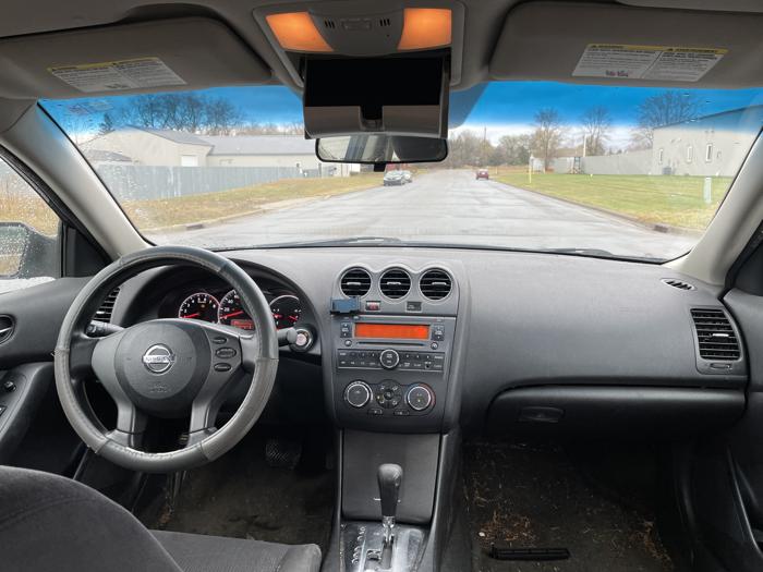 2012 nissan altima with 202502 miles for sale near elk-river, minnesota 232a71f6b8fb425c867d21f397b885d3.jpg