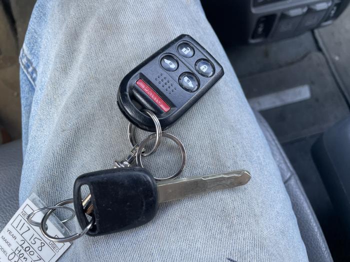 2007 honda odyssey ex-l with 142317 miles for sale near elk-river, minnesota 233433ff648f48d8a3d811181ecd1ae8.jpg