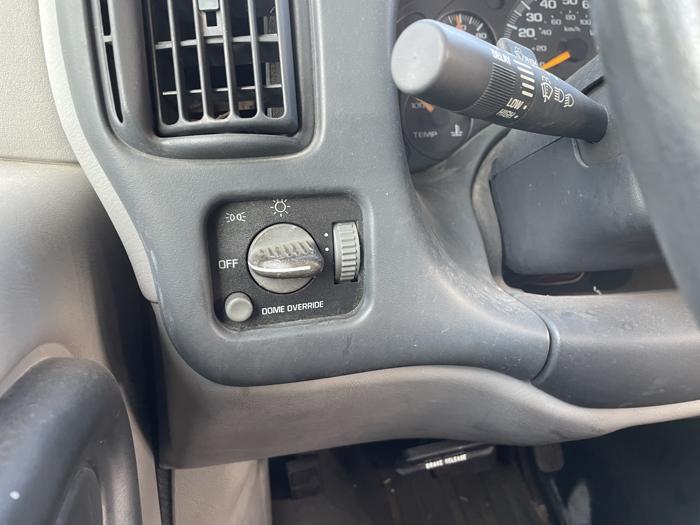 1998 chevrolet express sel with 71763 miles for sale near elk-river, minnesota 24339e17d5a24fcfb5128375863d068d.jpg