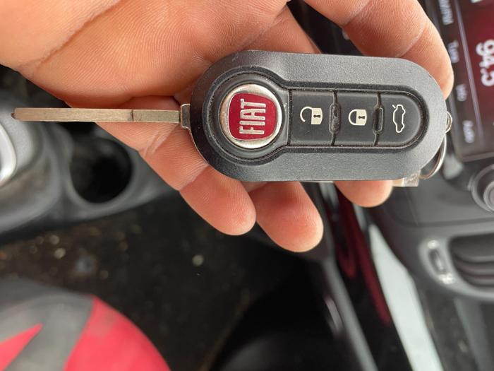 2014 fiat 500l pop with 109094 miles for sale near elk-river, minnesota 2541c19085f847728954c24c72aae722.jpg