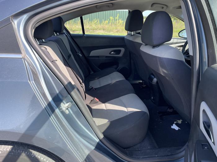 2012 chevrolet cruze ls with 173020 miles for sale near elk-river, minnesota 25b949cd98824b808508af533643ac8b.jpg