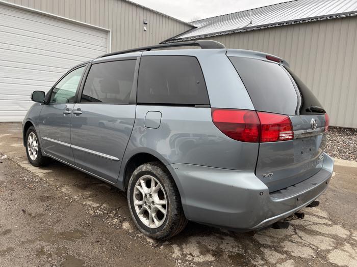 2004 toyota sienna xle with 284688 miles for sale near elk-river, minnesota 260b56945761433a9199cf0456d8374e.jpg