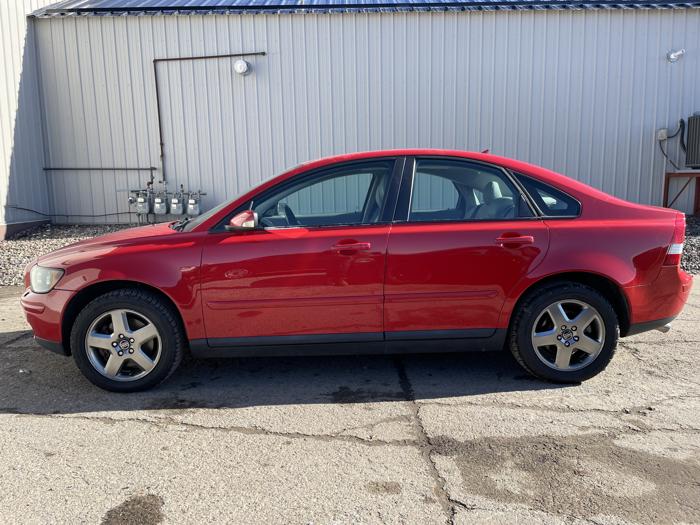 2005 volvo s40 sel with 104898 miles for sale near elk-river, minnesota 267396cf56fe4ab698ebb466d15c00ce.jpg