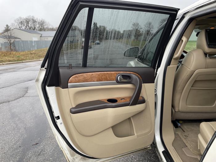 2011 buick enclave with 151826 miles for sale near elk-river, minnesota 278c7215286242d3b0643479556e0c00.jpg
