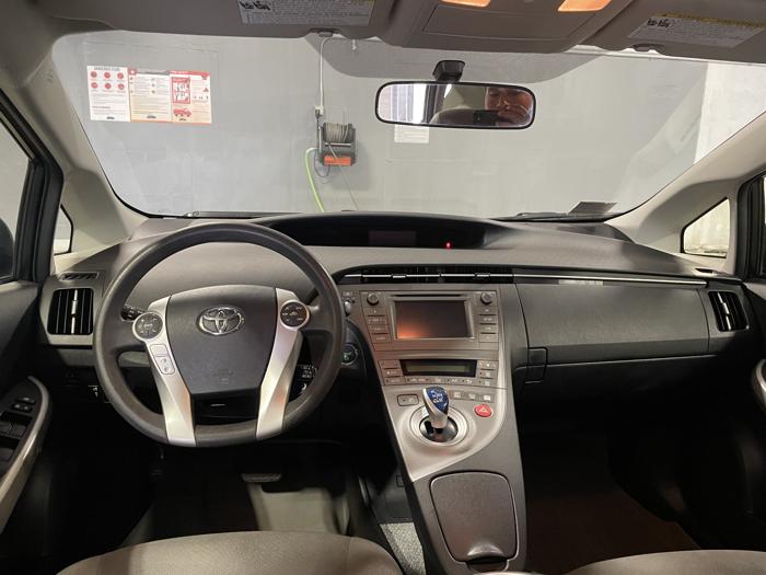 2012 toyota prius sel with 138275 miles for sale near elk-river, minnesota 28b18270729a4b9d88940c111cfed55a.jpg