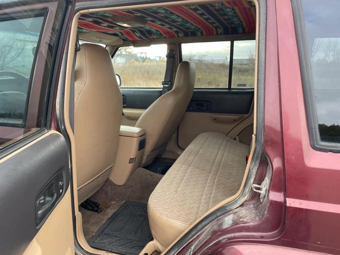 2000 jeep cherokee sport with 169402 miles for sale near elk-river, minnesota 2a39d0220ea9428cbb1624209530aa43.jpg