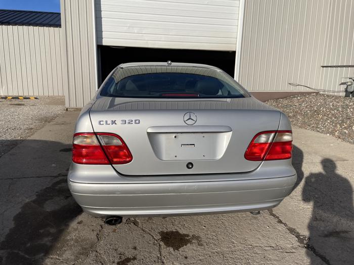 2000 mercedes-benz clk-class with 123499 miles for sale near elk-river, minnesota 2c1f184fe49f426db6d68529c8c89092.jpg