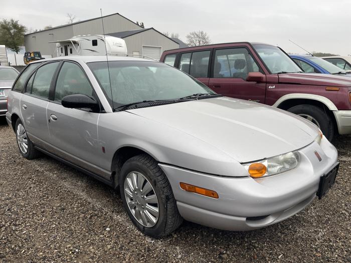 2000 saturn sw2 with 111716 miles for sale near elk-river, minnesota 2c62e7cffbb44adfab6b876f778af18d.jpg