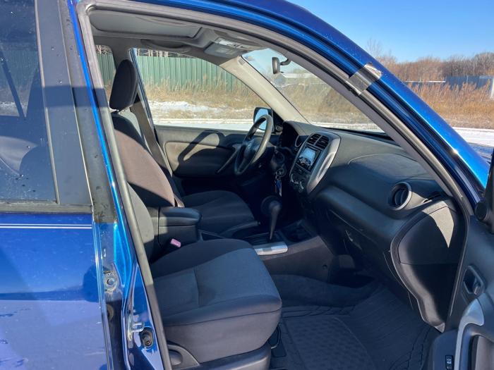 2005 toyota rav4 with 165876 miles for sale near elk-river, minnesota 2d36dd13da7f4a77aee927a3e16ac7fc.jpg