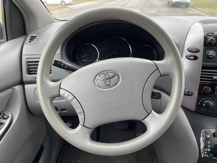 2006 toyota sienna le with 201395 miles for sale near elk-river, minnesota 2f0e00ece464491c95a267e12b648497.jpg